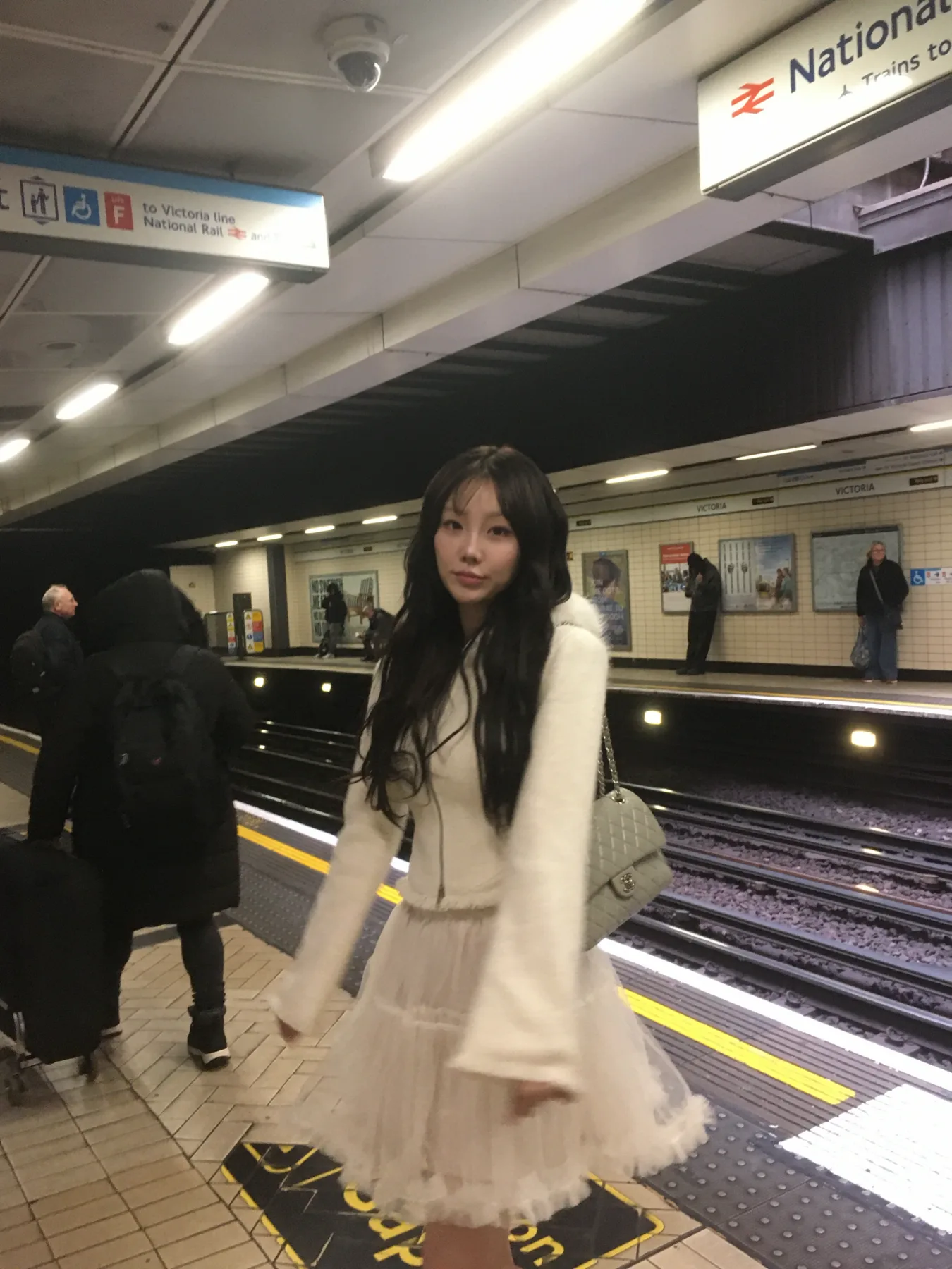 빅토리아 소프트 니트 가디건 상품 이미지 1